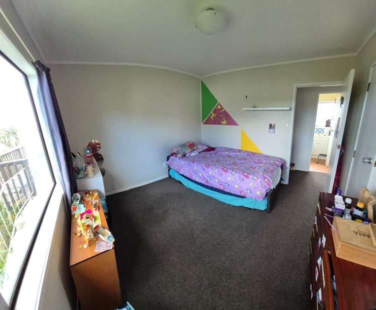 2/88 Sunvue Road Glen Eden_5