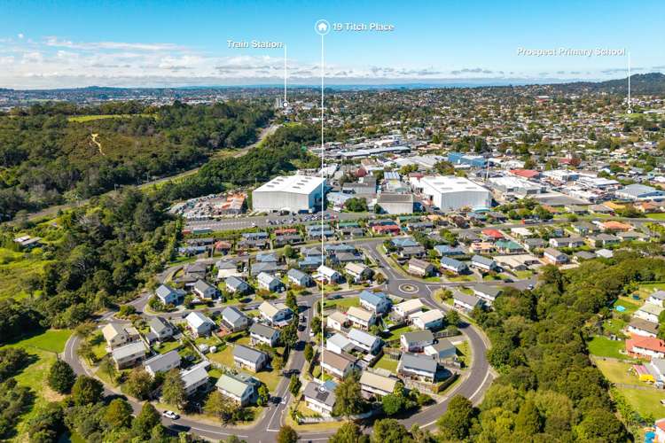 19 Titch Place Glen Eden_15