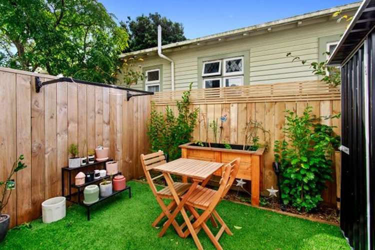  2/4 Collingwood Street Waterloo_8