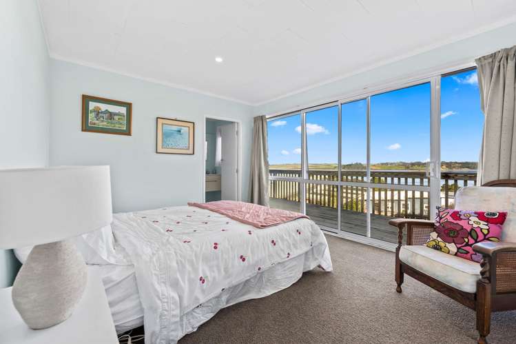 10 Oxford Street Whakapirau_2