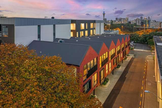 FREEHOLD TITLE, EXCELLENT BUYING, BRAND NEW