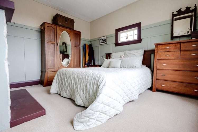 36 Chapel Street Greymouth_16