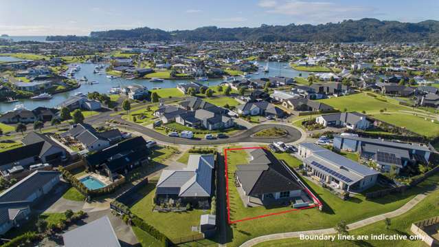 16 Roseberry Place Whitianga_1