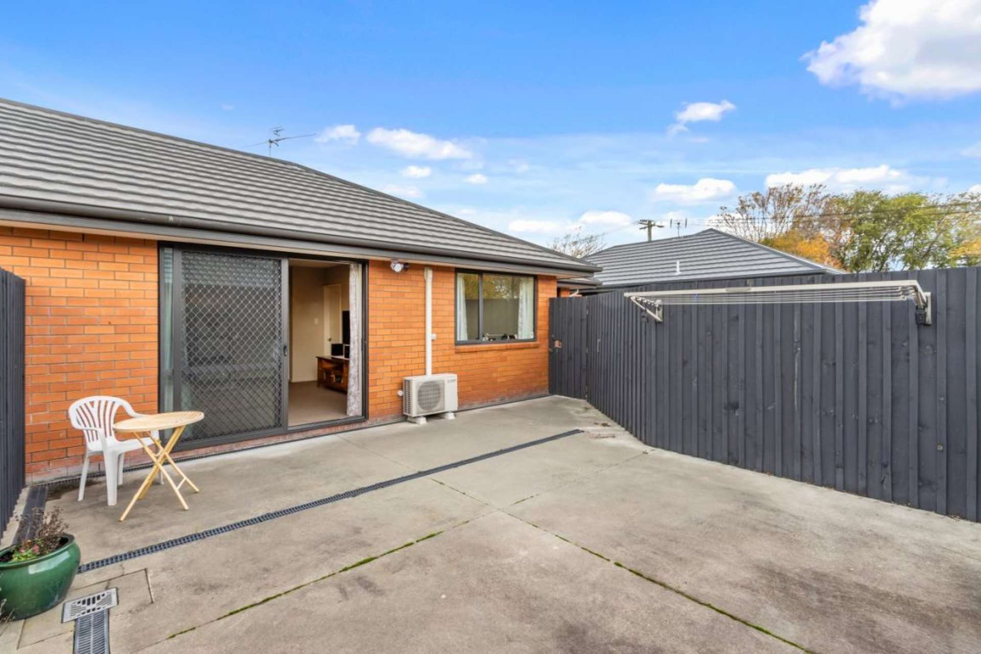 7/52B Pannell Avenue Wainoni_0