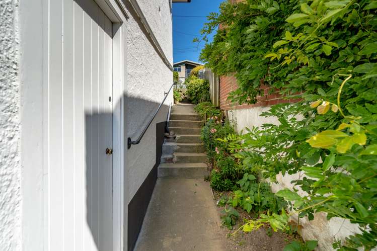 63 Easther Crescent Kew_30