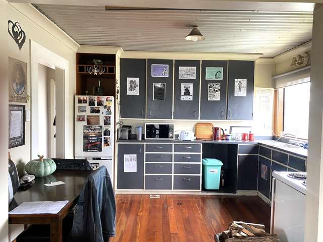 44 Disraeli Street Westport_3