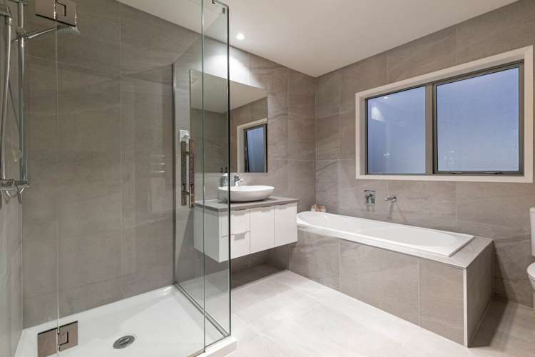 68 Colonial Drive Silverdale_15