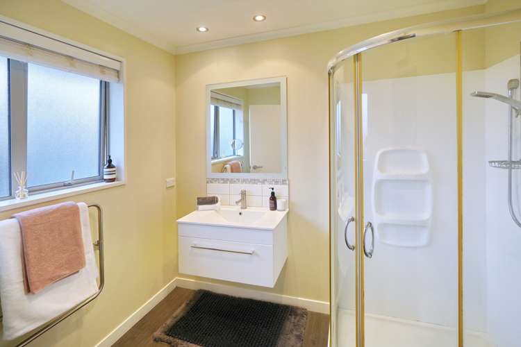 14 Cassidy Avenue Lincoln_12