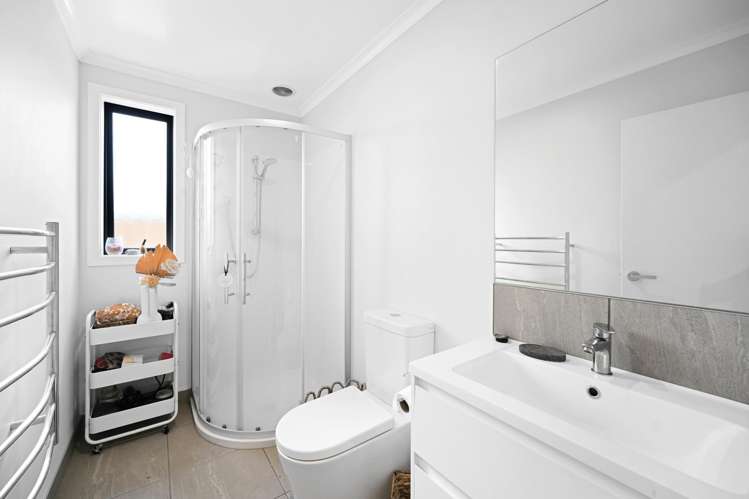 53 Waruhia Crescent Rototuna North_7