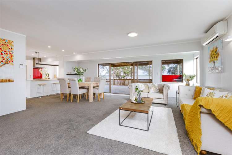 18 Kaanapali Place Wattle Downs_11