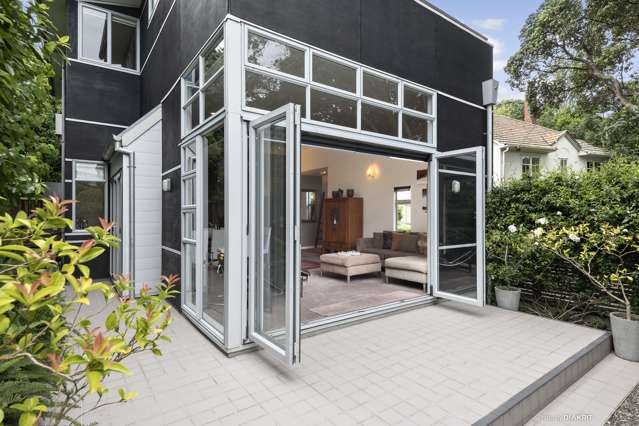 94a Onslow Road Khandallah_1