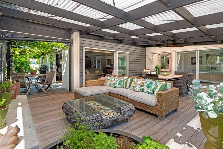 6 Ferris Crescent Wainui_21