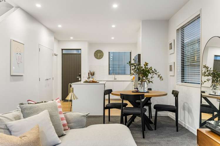 8-50 Friend Street Karori_6