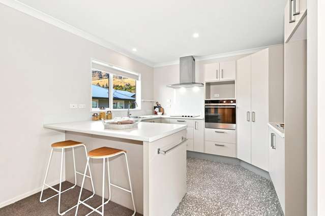 Villa 48/60 Port Hills Road Heathcote Valley_3