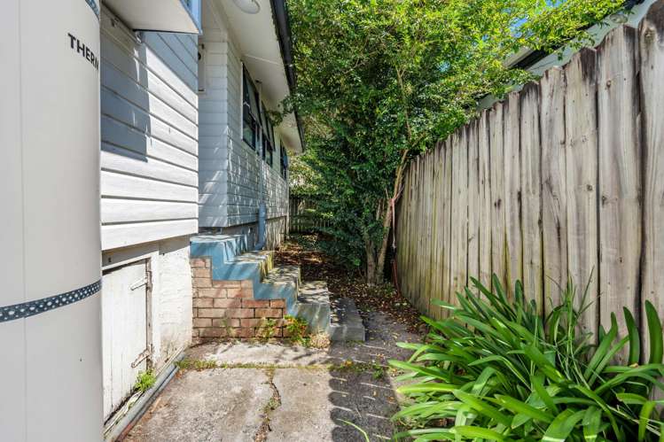 40 Woodside Road Massey_12