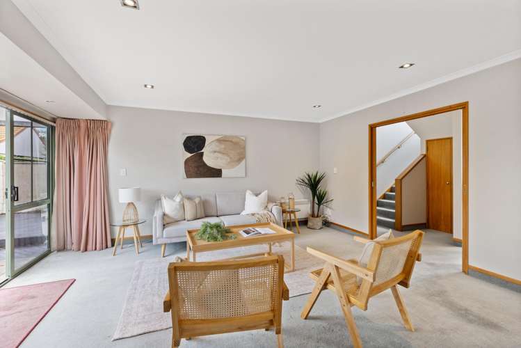 1/5 Andybrae Lane Saint Martins_5