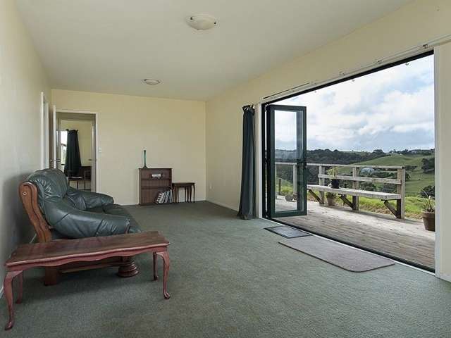 242 Gleeson Road Pollok_3