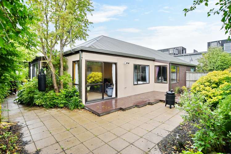 115c Packe Street Edgeware_11