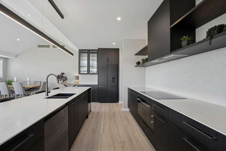 11 Rua Street Albert Town_6