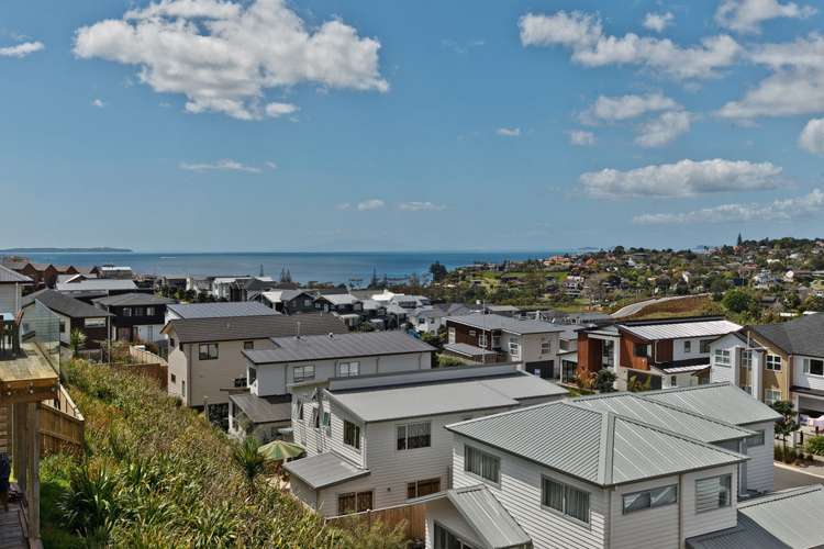 12 Tuangi Street Long Bay_18