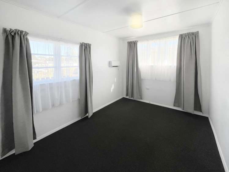 56 Baird Road 11139_5