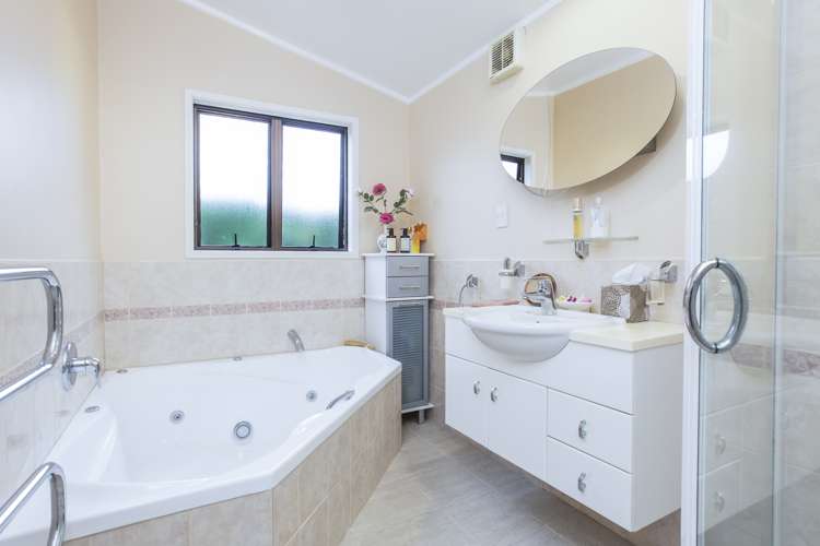 1/10 Stottholm Road Titirangi_6