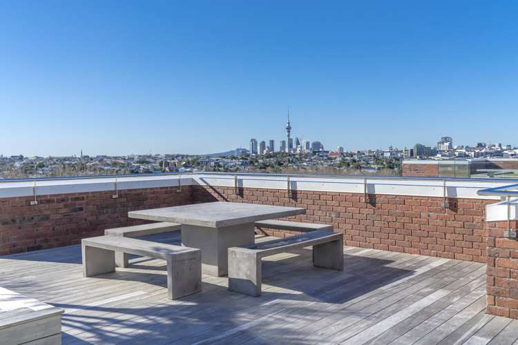 105/64 Surrey Crescent Grey Lynn_18