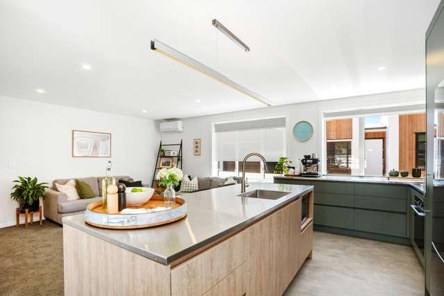 1105 High Street Taita_3