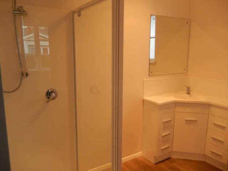 13 Nixon Street 1074_13