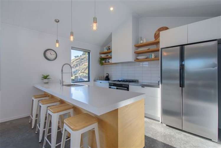 68 Myles Way Lower Shotover_6