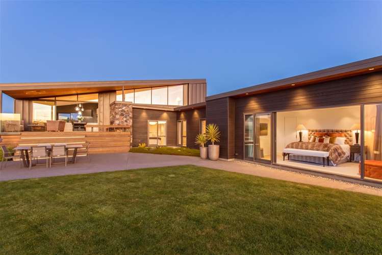 3 Inverness Lane Redcliffs_21
