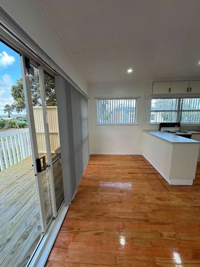 73 Christmas Road 10686_4