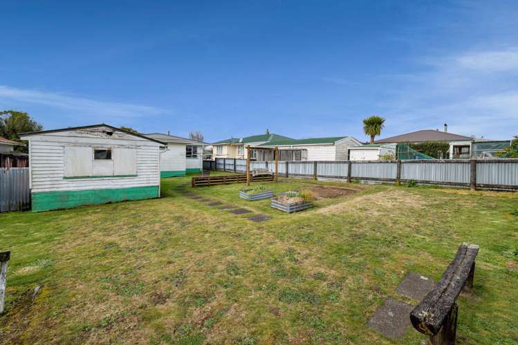 23 Orlando Street Stratford_16