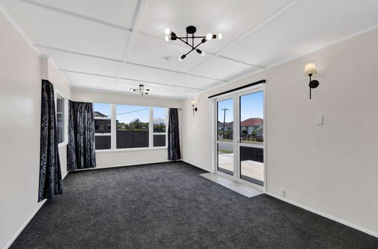 1a Robbins Crescent_5