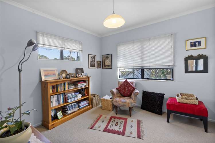 51 Splitt Avenue Glenview_13