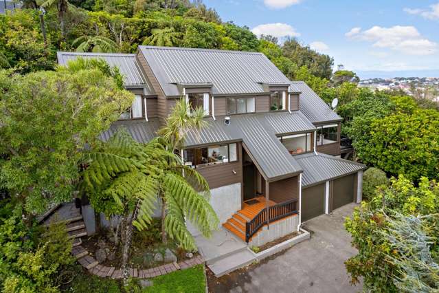 Family Living in a Quiet Khandallah Cul-de-Sac