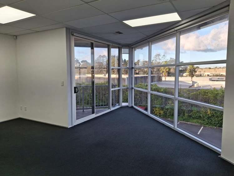 2/11 Paul Matthews Road Rosedale_7