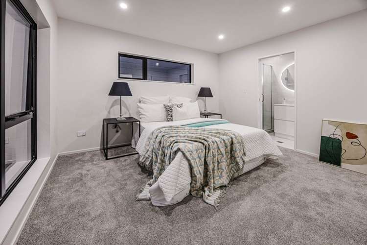 67C & 67D Russell Road Manurewa_16