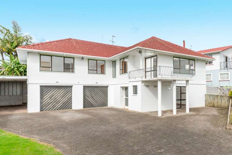 131 Mcleod Road Te Atatu South_1