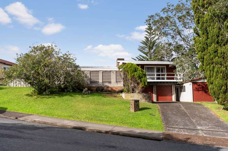 1 Kennedy Avenue Forrest Hill_10