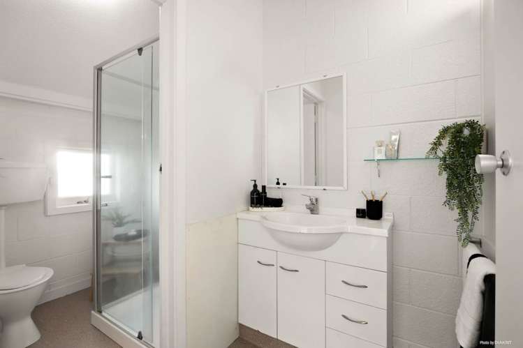 2/26 Seaview Terrace Mt Albert_5