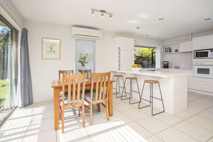 21a Bramley Drive Farm Cove_8