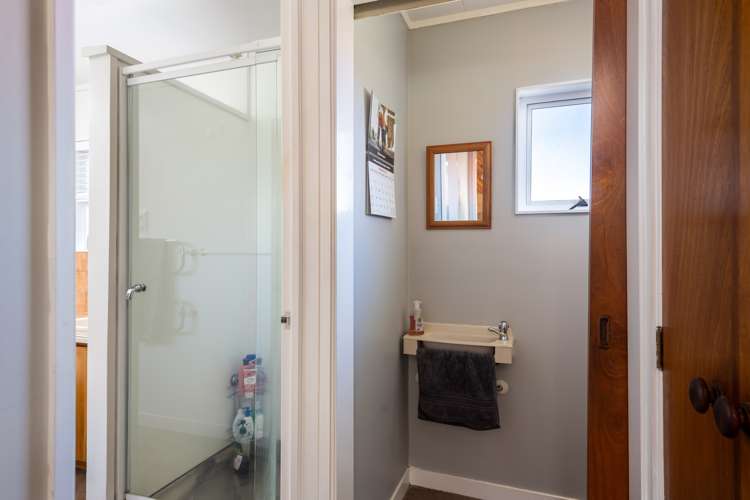 78 Barrett Road Whalers Gate_13