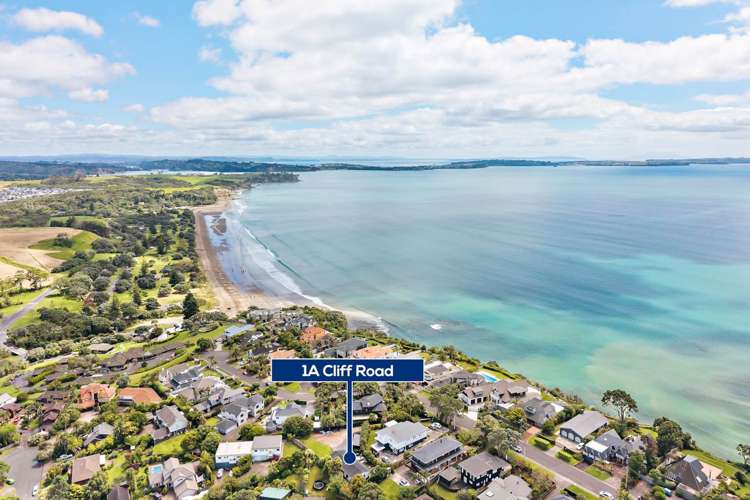 1A Cliff Road Torbay_23