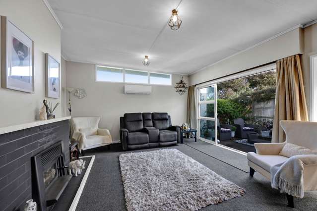 8 Edinburgh Street Patea_4