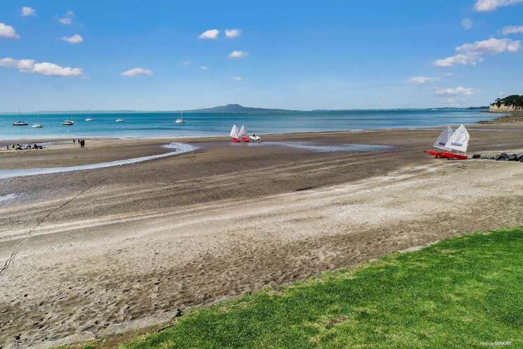 954 Beach Road Torbay_41