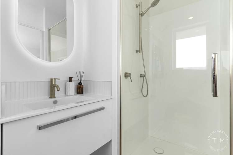 9 Kurnell Drive Botany Downs_12
