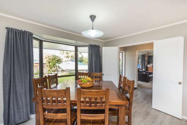 24 Cedar Crescent Feilding_3