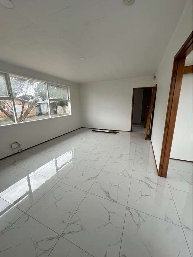 8 Harania Avenue Favona_2