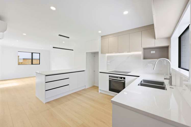 Lot 8-12/71 Royal Road Massey_5